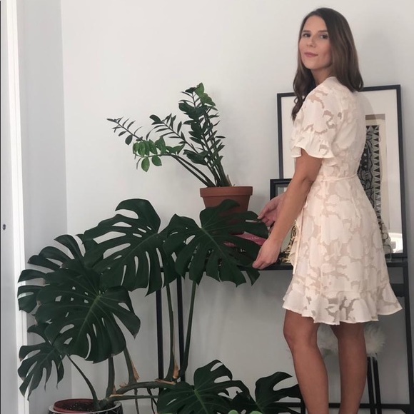 Vienna Dress - Picture 2 of 7